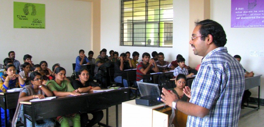 Sudhir Rao Rupanagudi - Founder and Managing Director, WorldServe Education gives a lecture on advancements in Image Processing